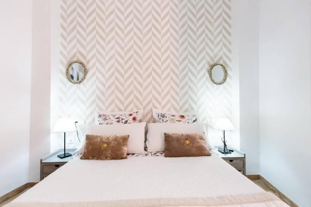 Cheap & Chic In The Center Of Sevilla Экстерьер фото