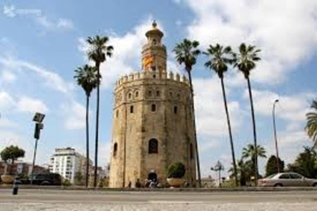 Cheap & Chic In The Center Of Sevilla Экстерьер фото