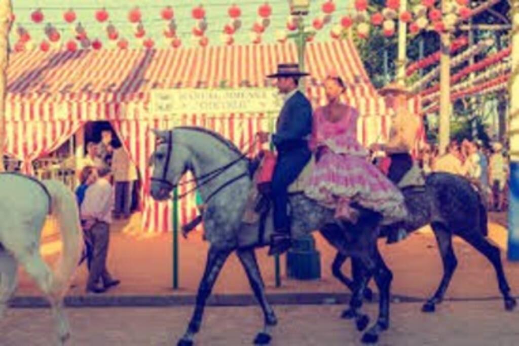 Cheap & Chic In The Center Of Sevilla Экстерьер фото